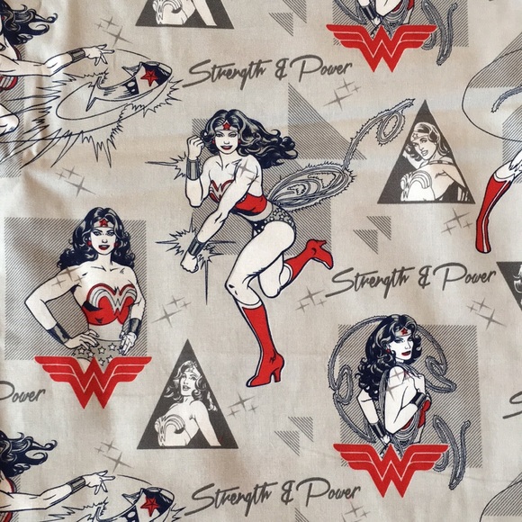 Wonder Woman DC Comics Quilting Fabric - Picture 9 of 13